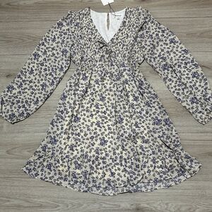 LAST CHANCE Floral Long Sleeve Dress